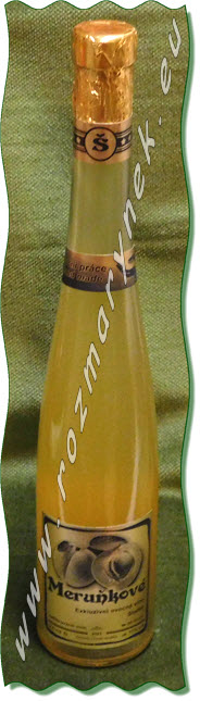 Jesenický šípek - Meruňkové víno 0,5l